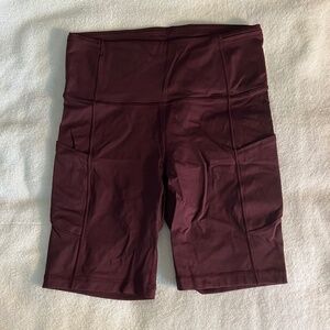 lululemon Fast and Free Biker Short - Size 6 - Maroon - 8" Inseam